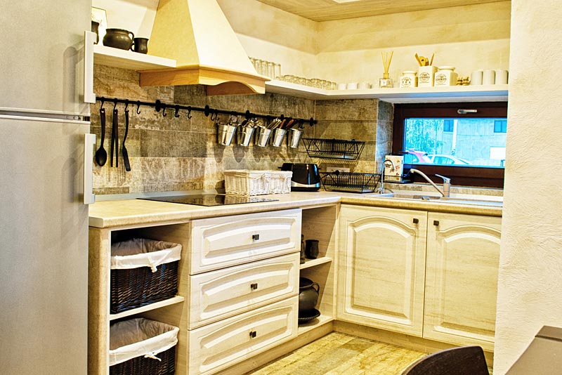 chalet-hovel